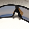 Kép 9/12 - DYESWAP601 Gradient Kék Signature sport napszemüveg fekete kerettel és kék gradient polarizált Category 3 UV400 védő lencsével, a 2024-es kollekció részeként6