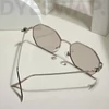 Kép 2/8 - DYESWAP 802 ezüst unisex napszemüveg UV400