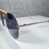 Kép 5/7 - DYESWAP 220 GREY ORANGE PILOT unisex designer napszemüveg ezüst szárral és narancs kiegészítővel