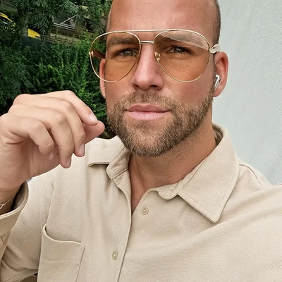 DYESWAP 721 Sand Aviator napszemüveg arany kerettel és homokszínű lencsével – unisex modell 2025