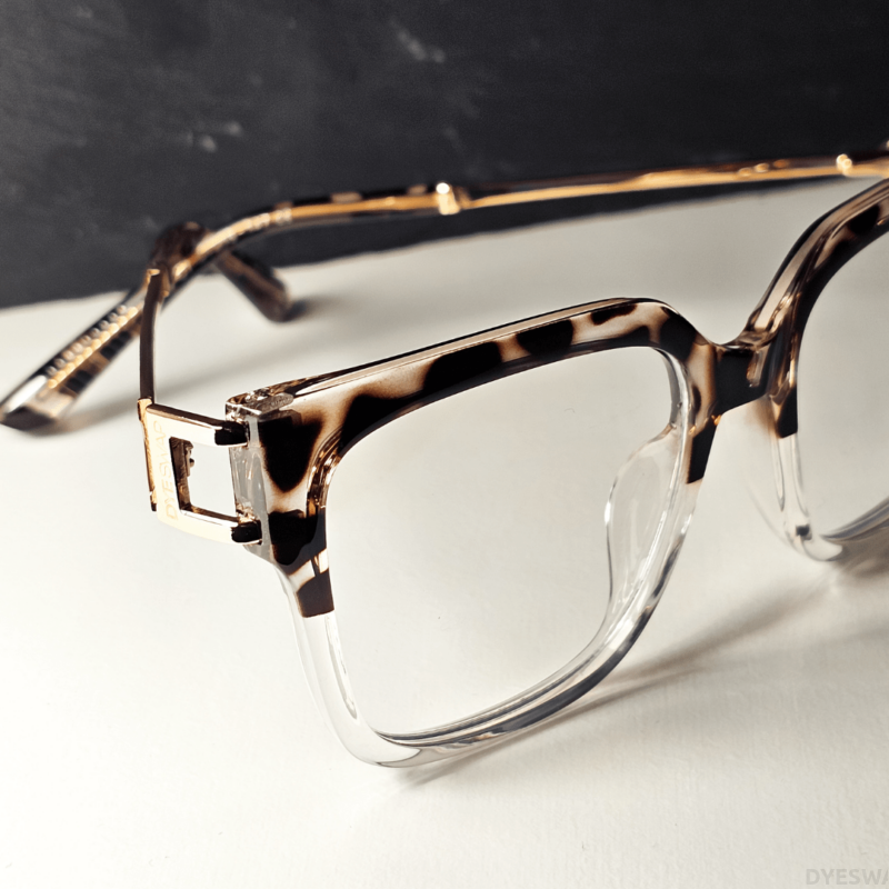 DYESWAP 647 Ocelot Clear cat eye stílusú kékfény szűrő szemüveg, átlátszó ocelot mintás kerettel, arany fém szárral és UV400 védelmet nyújtó lencsékkel12