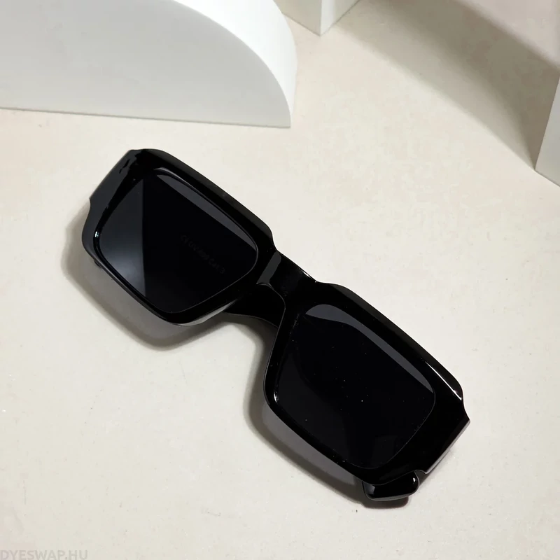 DYESWAP 811 fekete unisex napszemüveg UV400