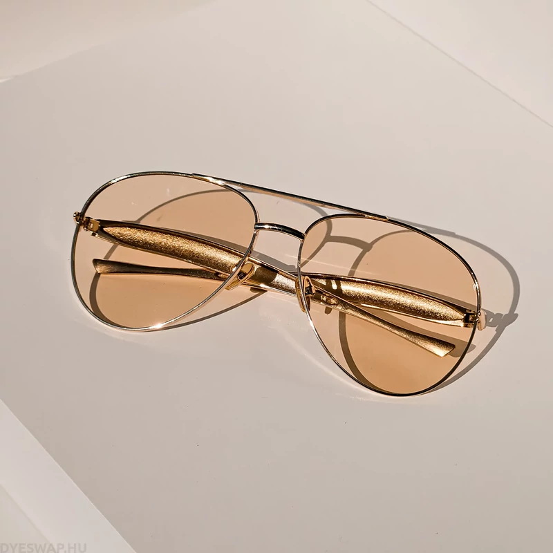 DYESWAP 721 Sand Aviator napszemüveg arany kerettel és homokszínű lencsével – unisex modell 2025