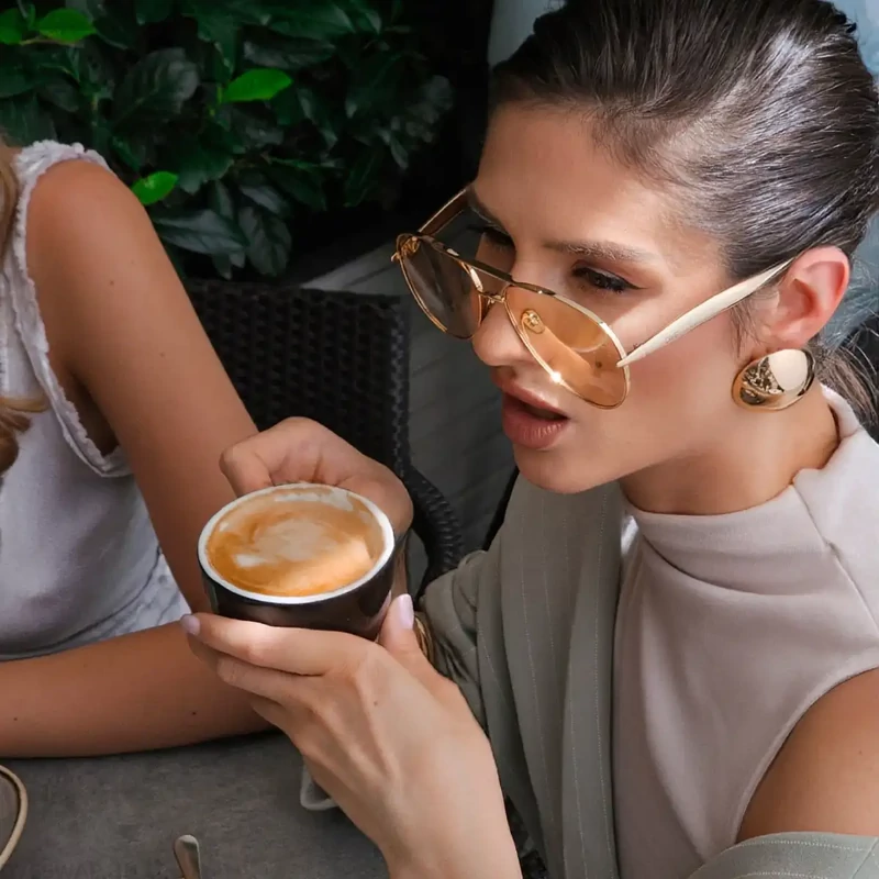 DYESWAP 721 Sand Aviator napszemüveg arany kerettel és homokszínű lencsével – unisex modell 2025