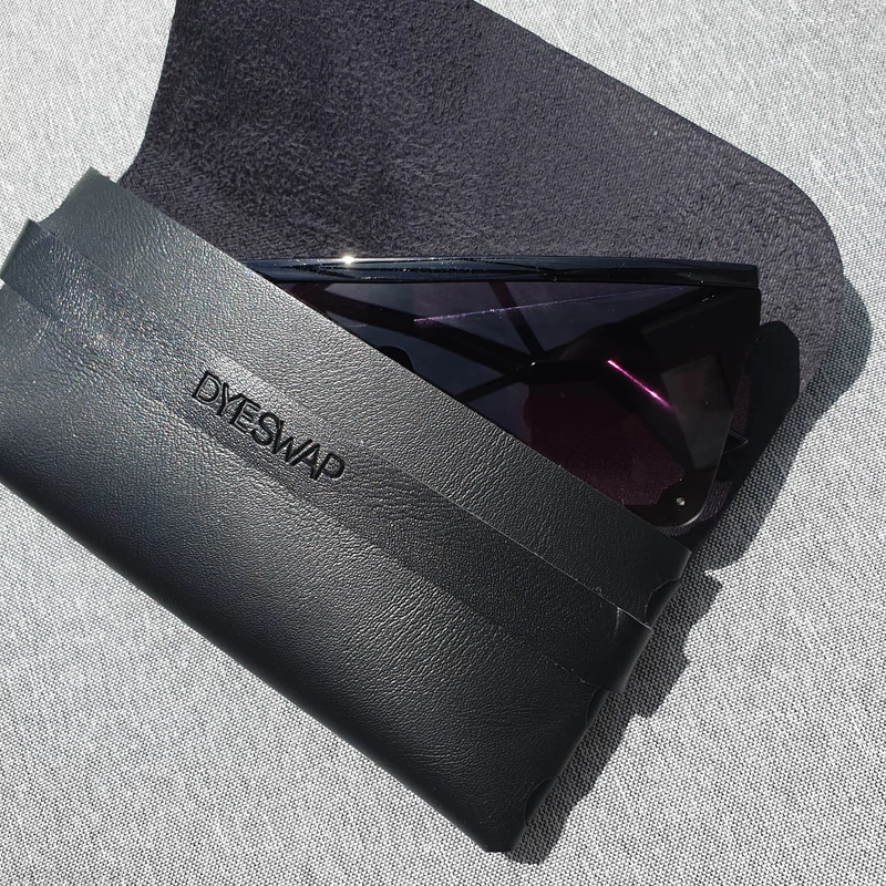 DYESWAP CASE BLACK